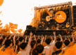 hero-stage-crowd