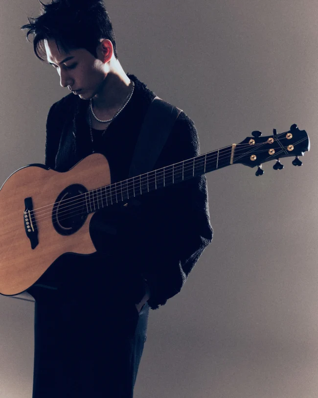 JIHO KIM (김지호) — fingerstyle guitarist